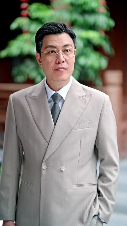 Divine Healer Ascends Crushing All Foes