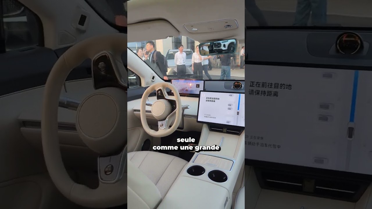 Pourquoi cette voiture a des phares bleus ?  #automobile #chery  #electrique  #autonome   #shorts