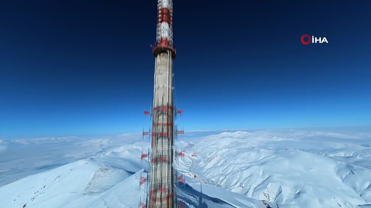 Türkiye'nin en dik kayak pisti! Ejder Tepesi'nden iniş nefes kesti