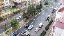 Diyarbakır’da İki sürücü yol ortasında kavgaya tutuştu
