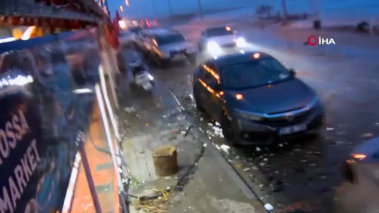 Hatay'da bir kez daha aynı kabus: Deniz taştı, kara ile deniz birleşti!