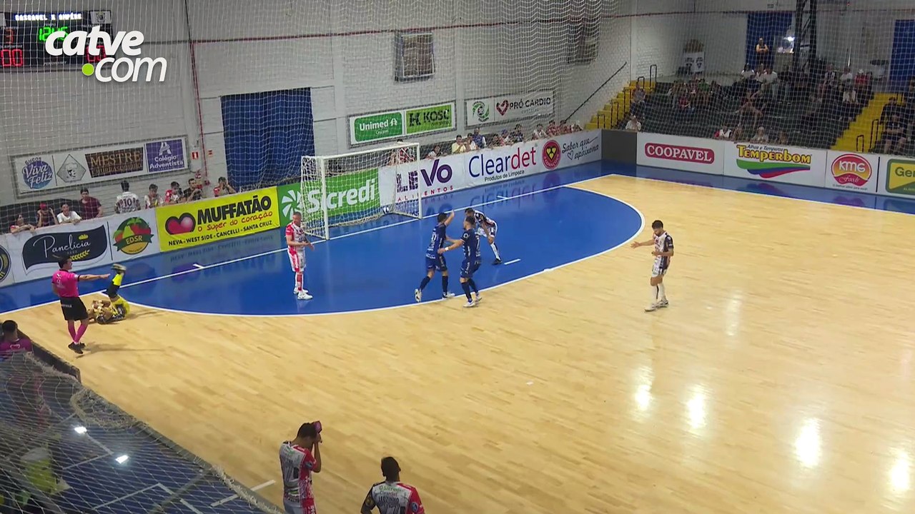 Cascavel Futsal vence o Ampére na estreia da Série Ouro