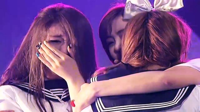 T-ARA — Lovey-Dovey (Japanese ver.) /// T-ARA ~ JAPAN TOUR 2012
