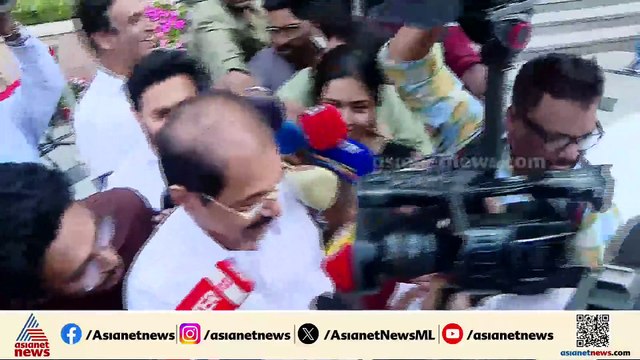 മാധ്യമങ്ങളുടെ ചോദ്യത്തിന് മറുപടി പറയാതെ സണ്ണി ജോസഫ്