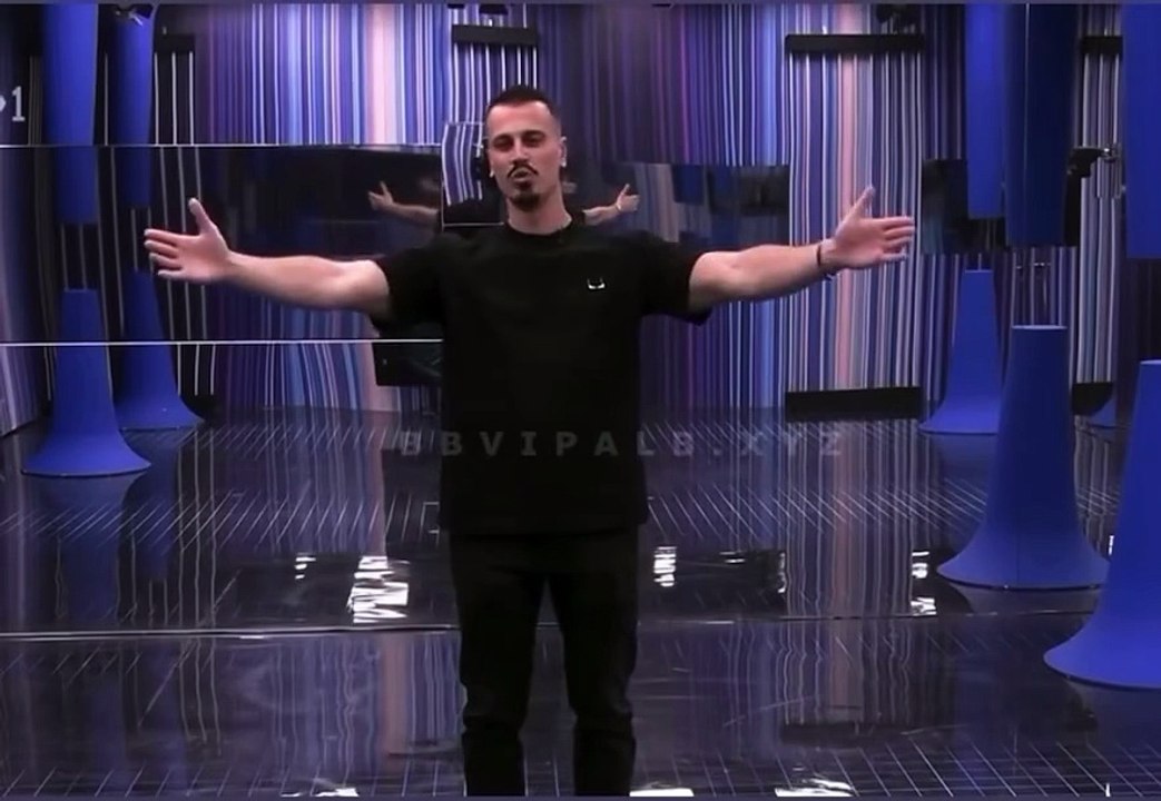 🔵Mateo del me mesazh: Ata që më duan mua votoni që Brikena të rri me mua, ju përqafoj nga zemra të gjithëve kudo që jeni❤