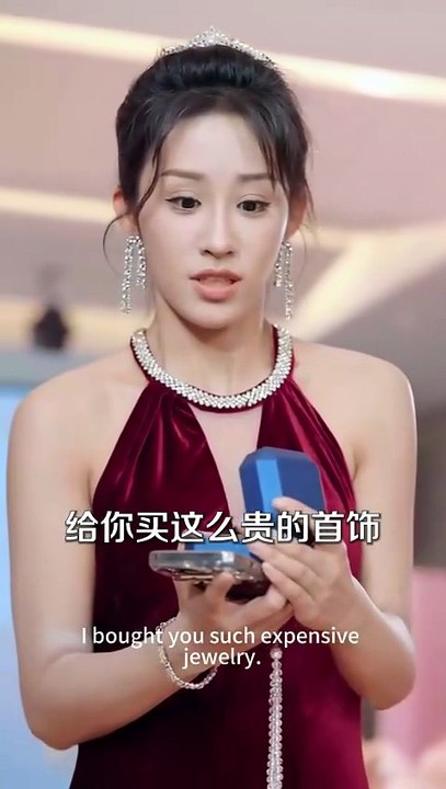 At The Wedding, Slapped And Humiliated, Her Wealth Revealed. All Knelt In Shock S