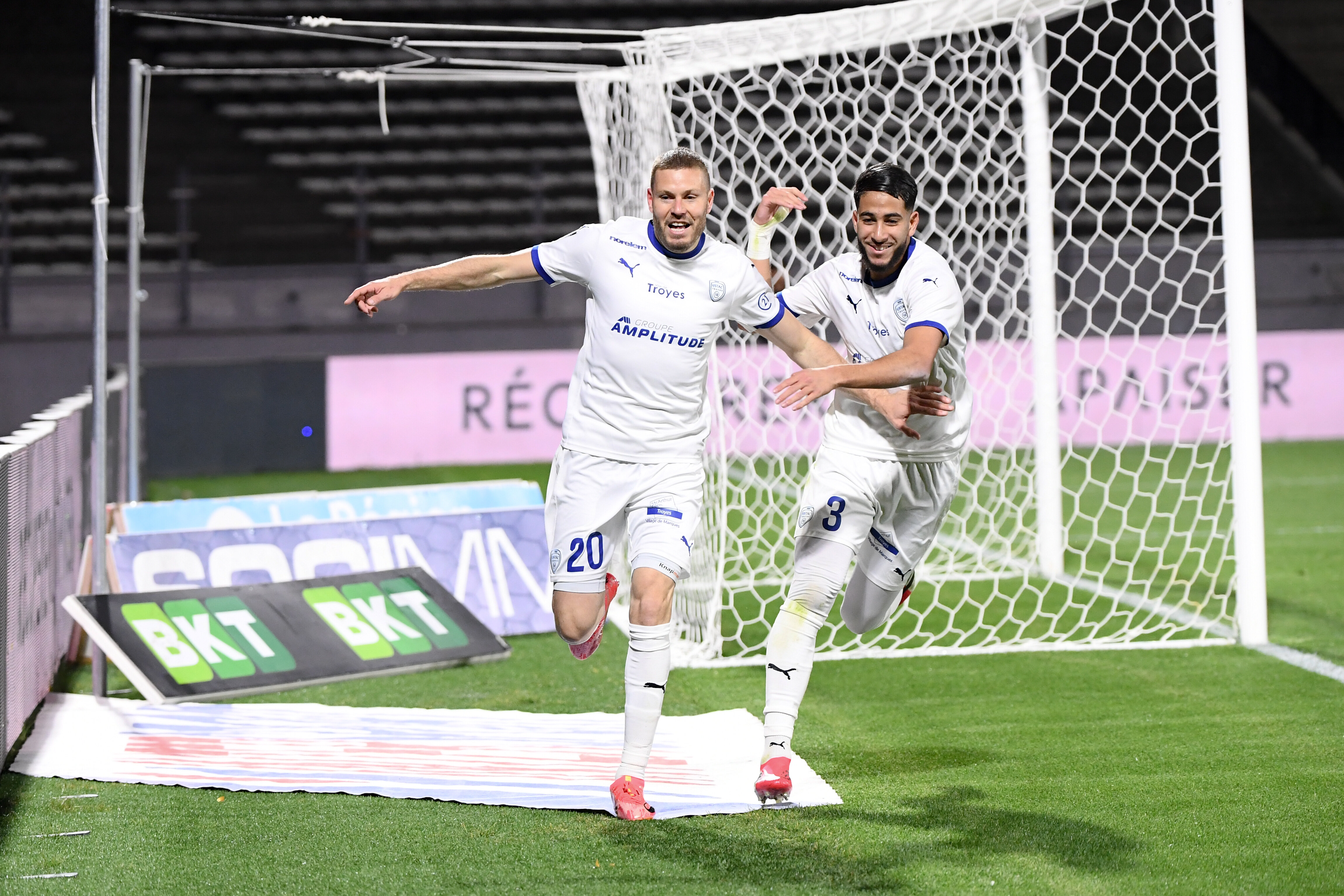 Ligue 2 : Troyes renverse Annecy et s'envole en tête