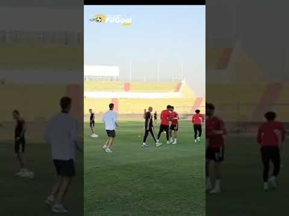 "أهم أهم أهم أبطال الدوري أهم".. جماهير الأهلي تدعم لاعبيها قبل مباراة الفريق أمام المقاولون العرب