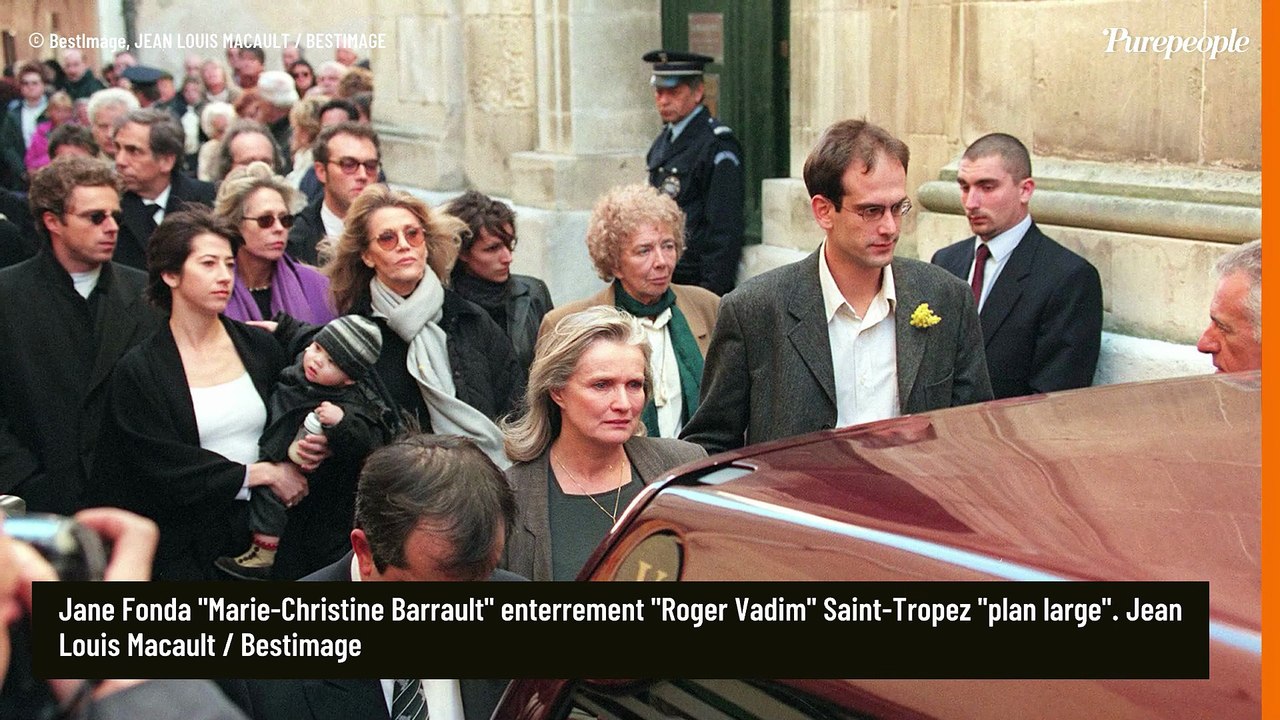 Marie-Christine Barrault habite depuis 36 ans un bel appartement qui surplombe le jardin des Tuileries, elle y a vécu avec son mari Roger Vadim