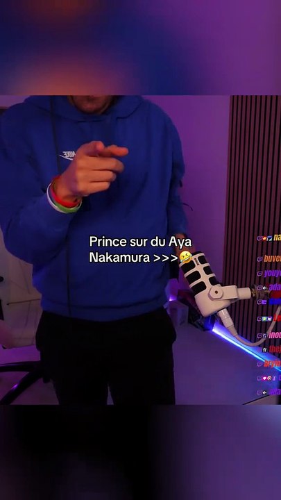 Le tchat choisit la musique pour Aya Kamoura ! Elle danse sur un son inattendu, c'est une dinguerie !