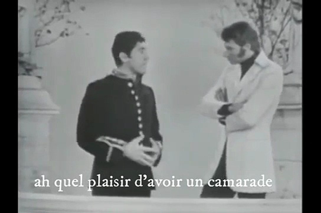 1967 – Johnny Hallyday – À Quel Plaisir d’Avoir un Camarade avec Sacha Distel (Sacha Show, 1ère Chaîne, 29 Mars)