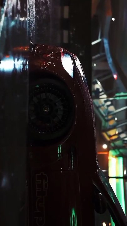 The smooth curves of exquisite masterpieces