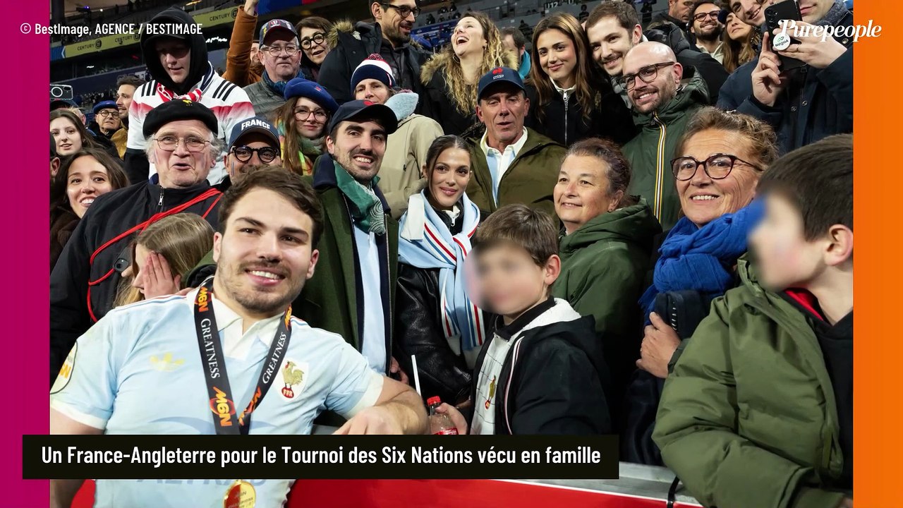 Antoine Dupont et Iris Mittenaere en fête dans les tribunes du Stade de France, leurs deux familles à l'unisson