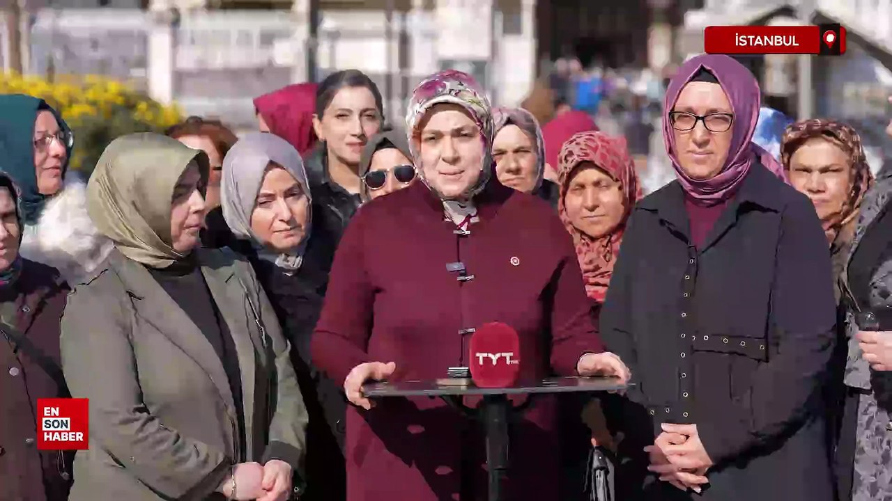 Ak Parti Kadın Kolları'nın 300 bini aşkın hatminin duası Ayasofya'da yapıldı