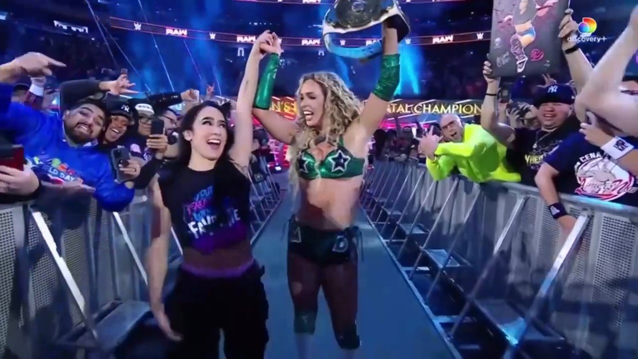 (ITA) Maxxine Dupri vince il Titolo Intercontinentale contro Becky Lynch (WWE RAW 17/11/2025)