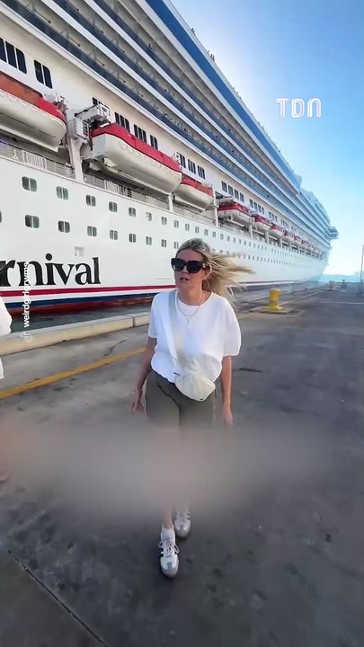 La vidéo de ces touristes qui ratent leur bateau a fait plus de 25 millions de vues mais attendez de savoir la suite…