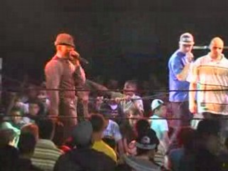Mess Bass vs Reezer
