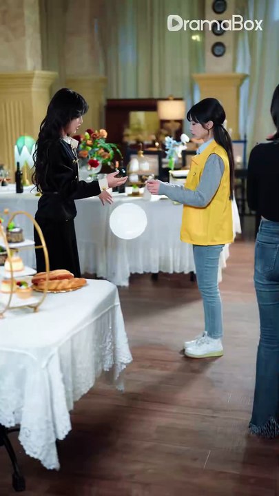 Take Your Hands Off Her! 😡🔥 #DramaBox #hbn99 #fyp #shorts #cdrama #shortdrama