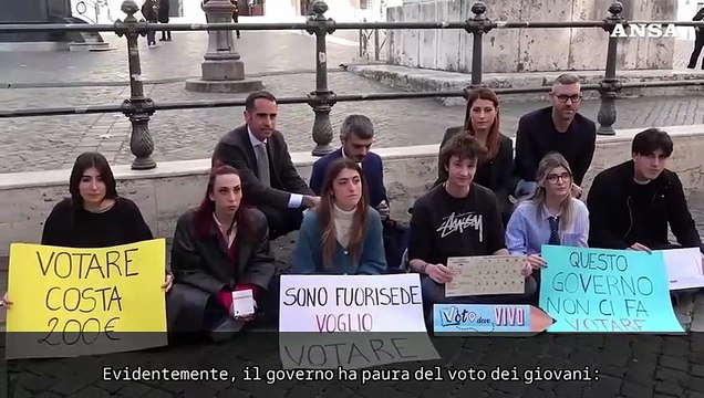Referendum, sit-in di fuorisede a Montecitorio per il diritto al voto