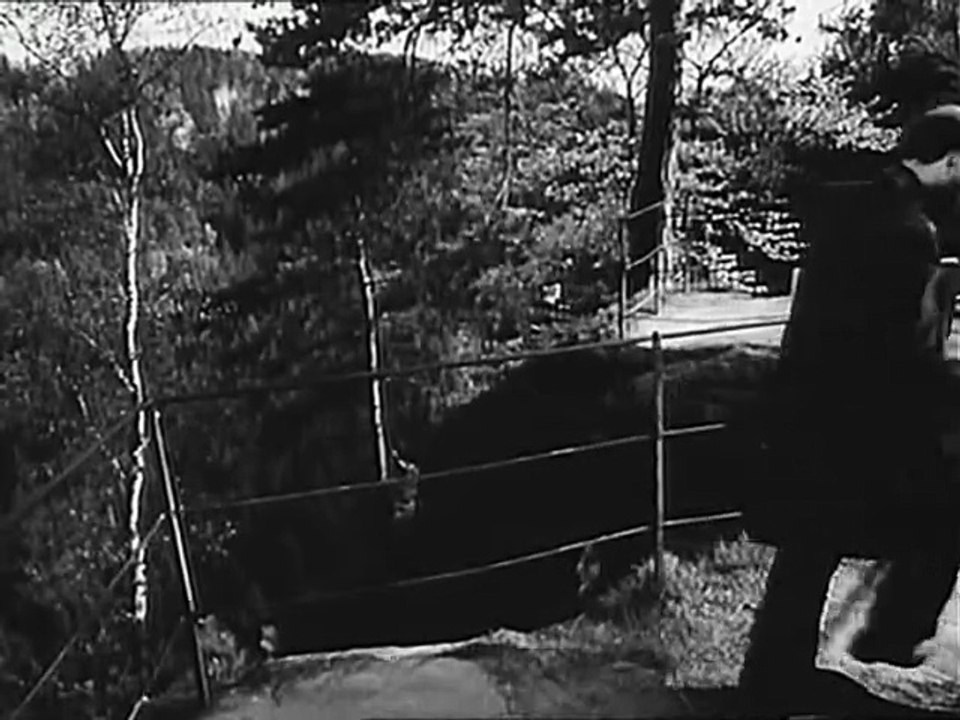 Rote Bergsteiger (DDR 1967) - 02 - Die Burg in den Bergen