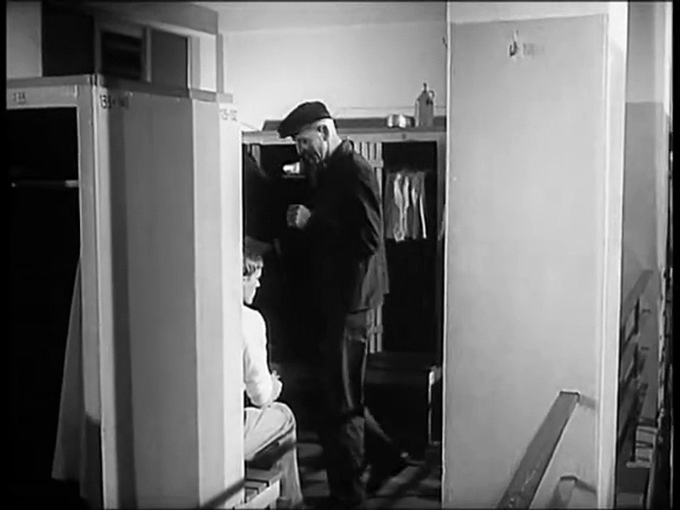 Rote Bergsteiger (DDR 1967) - 06 - Zwei Schachteln Zigaretten