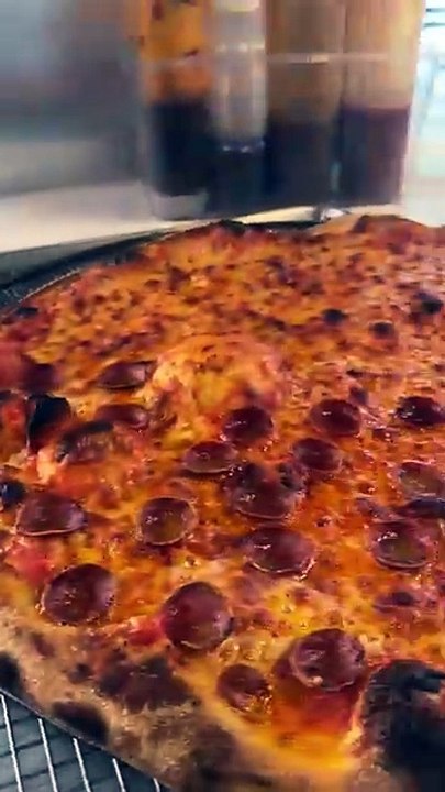 Crispy pizza 🤌🏻