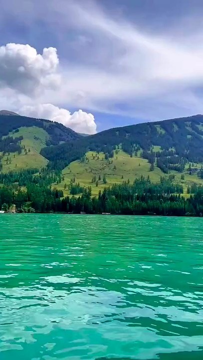 Peaceful Turquoise Mountain Lake | Relaxing Scenic Nature & Travel Views