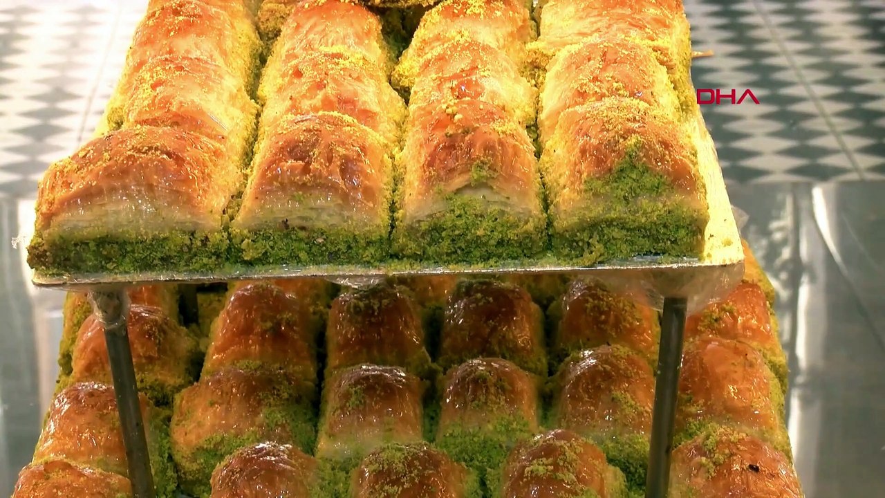 Bayram öncesi baklavada hile uyarısı: Fıstık yerine bezelye karıştırılabiliyor!