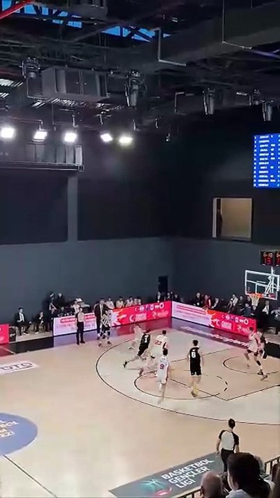 Maç Sonucu - Bahçeşehir Koleji 73-65 Beşiktaş - Basketbol Gençler Ligi Erkekler 11. Hafta