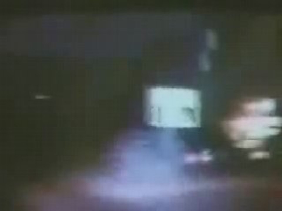 Video Course poursuite d----'une voiture fantôme...