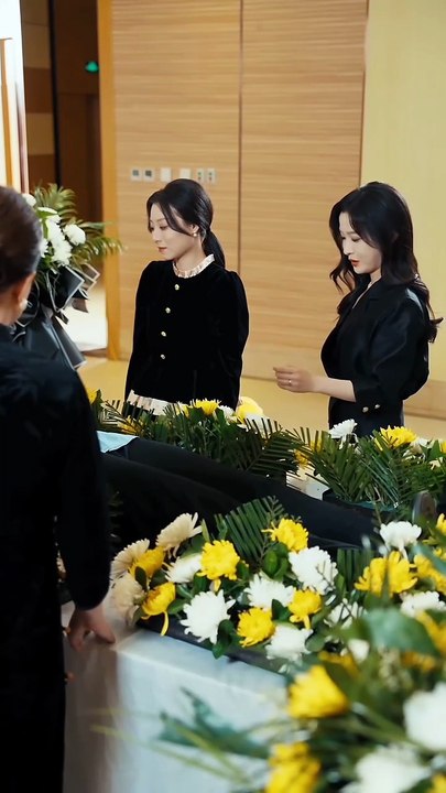 Part 2 [皎皎月色落孤星]Cahaya bulan yang terang jatuh pada sebuah bintang yang kesepian