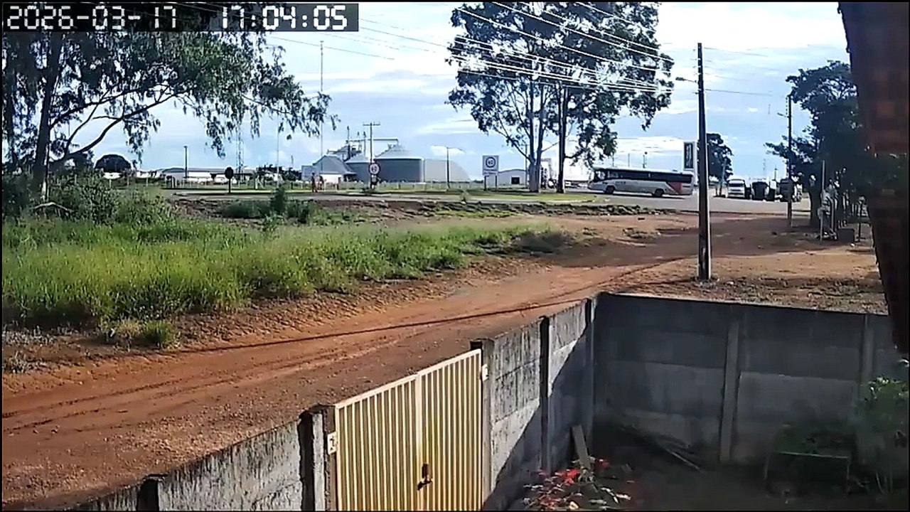 Motorista de Douradina é identificado após morte em colisão entre carreta e caminhão em Goiás