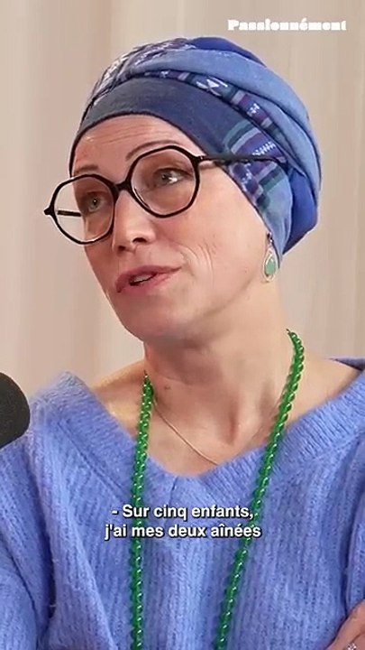 Amoureuse d’un prêtre, ses filles lui ont tourné le dos.