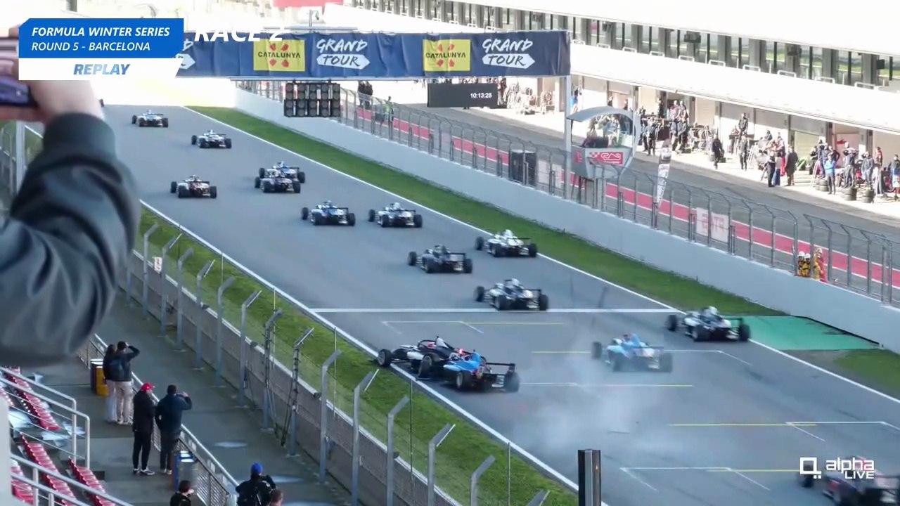 Formula Winter Series 2026 Catalunya Race 2 Start Bansal Borenstein Big Crash