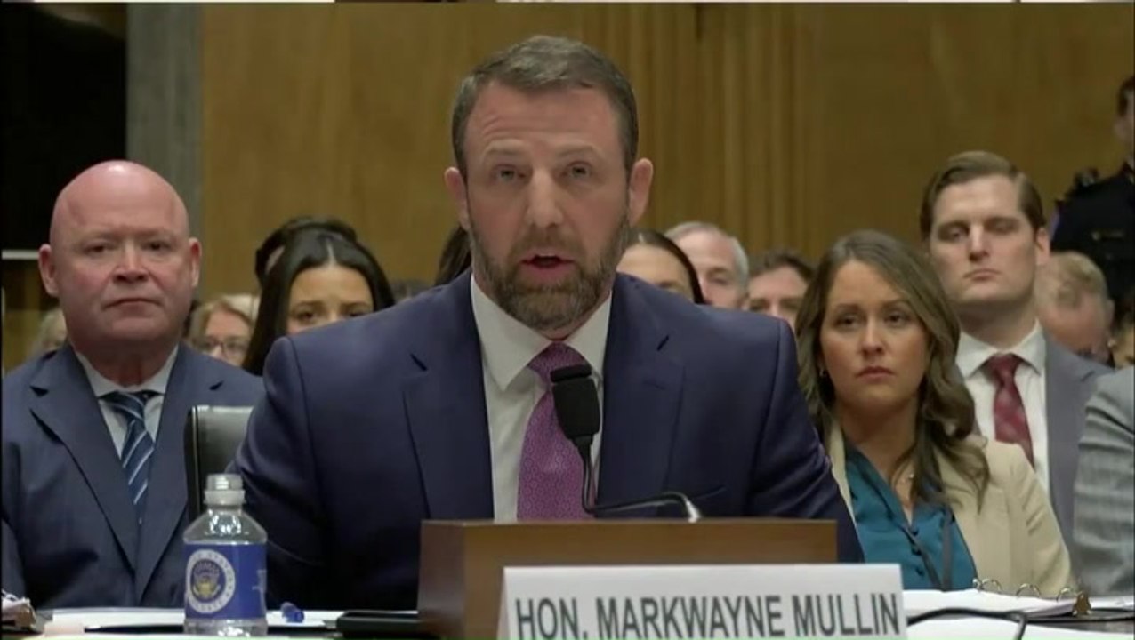 Markwayne Mullin ‘regrets’ calling Alex Pretti a ‘deranged individual’