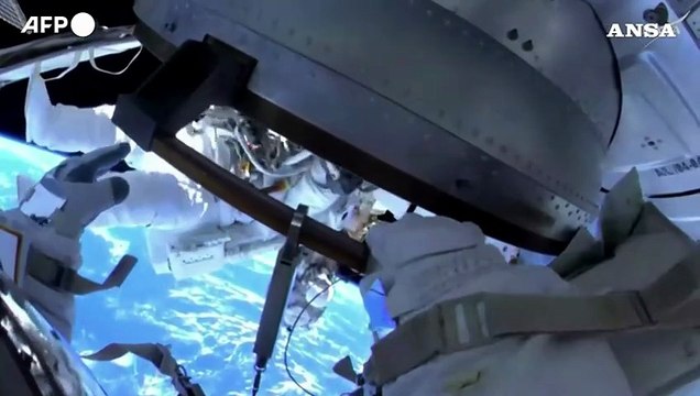 Iss, passeggiata spaziale per due astronauti della Nasa