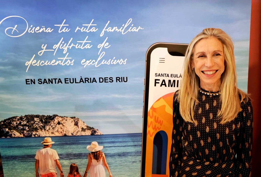 María del Carmen Ferrer: "Se espera una buena temporada en Santa Eulària des Riu!"