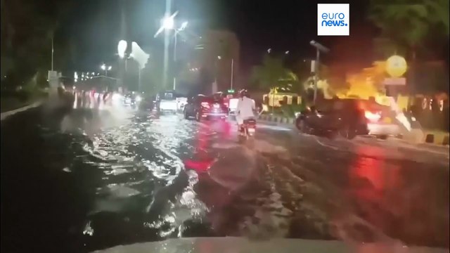 Tempestade em Karachi faz várias vítimas mortais