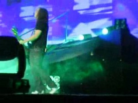 Tokio Hotel Bercy 09.03 Stich ins Glück