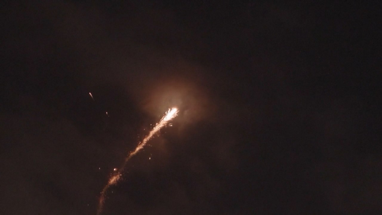 Irán responde a Israel con una lluvia de misiles sobre Tel Aviv