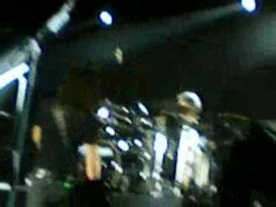 Tokio Hotel Bercy 09.03 Ubers ende der Welt [2]