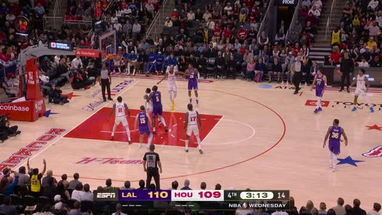 Doncic makes history in Lakers' seventh-straight win