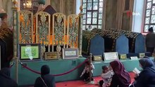 Bursa\'da Emirsultan Türbesin’deki sakal-ı şerife ziyaretçi akını