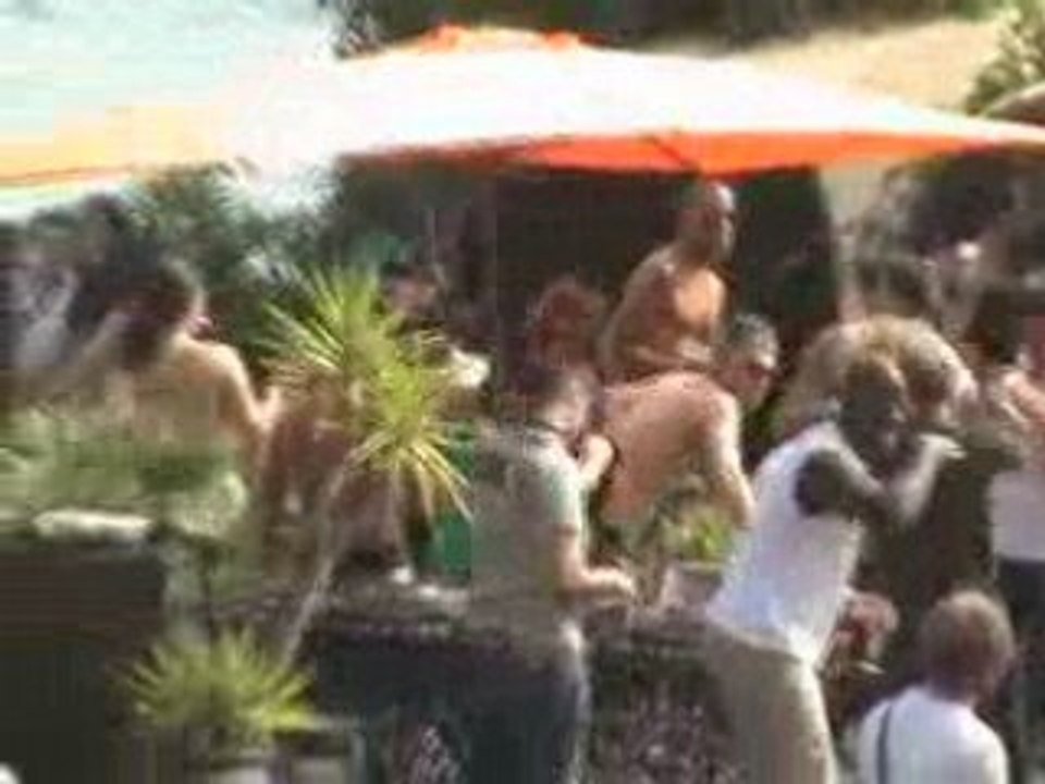 garden party cavaliere mika le salon