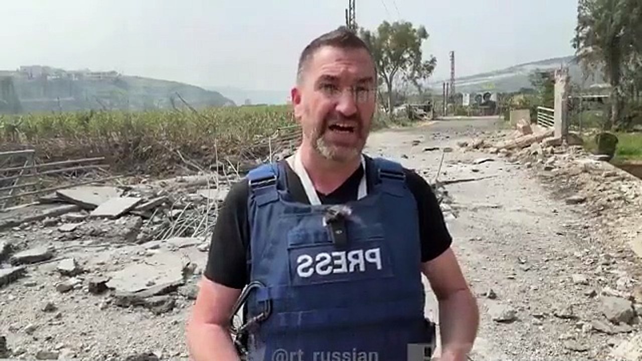 En plein direct, un reporter de la chaîne RT et son caméraman touchés par une frappe aérienne israélienne dans le sud du Liban