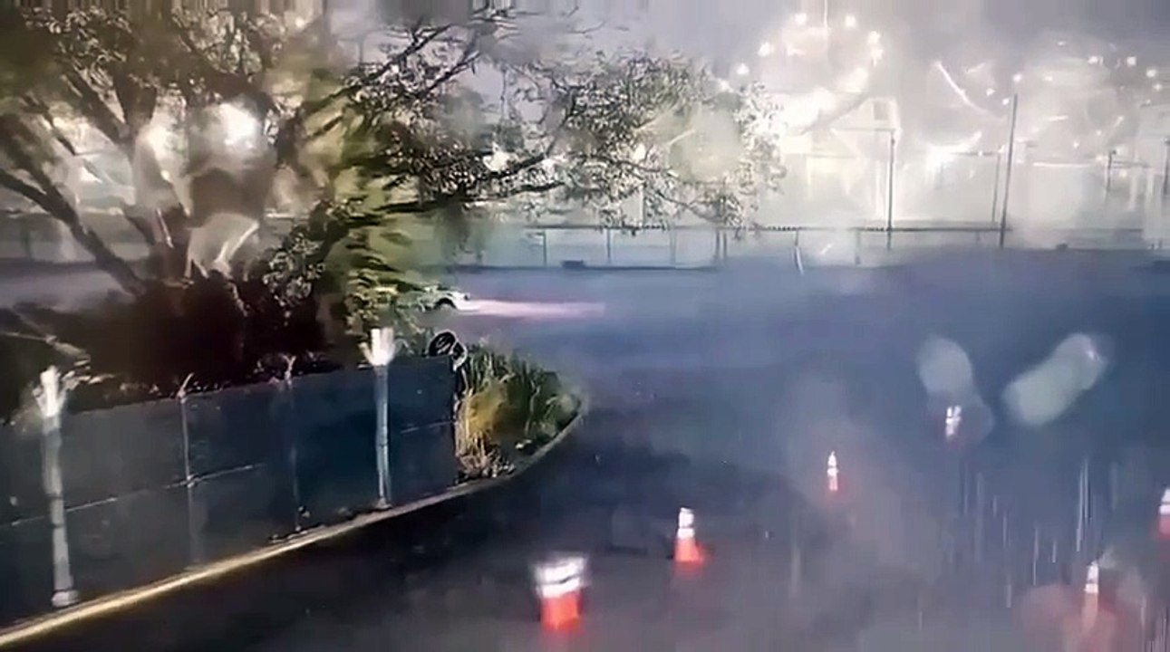 Captan momento exacto del incendio en Refinería de Dos Bocas en Tabasco