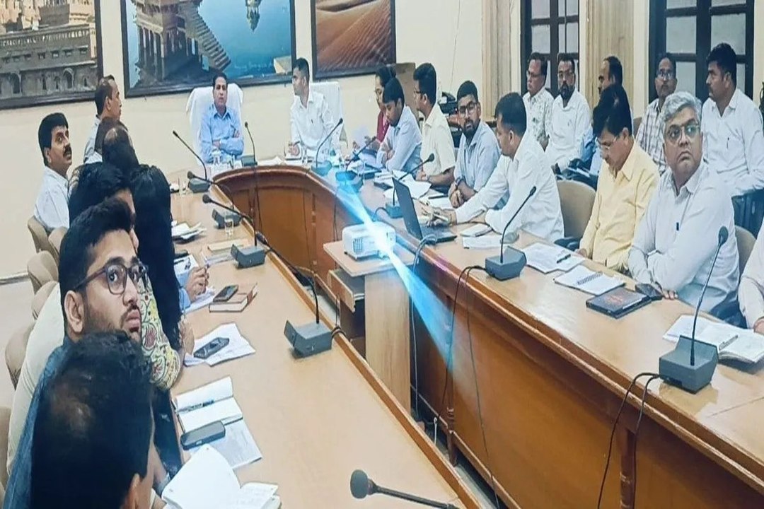 Video: लंबित कार्यों को प्राथमिकता, गुणवत्ता और समन्वय पर विशेष जोर