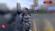 İstanbul Kadıköy'de motosiklet sürücüsü ile yayaların kavgası