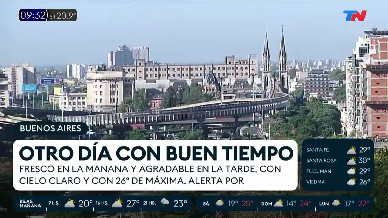 Mario Massaccesi con el micrófono abierto