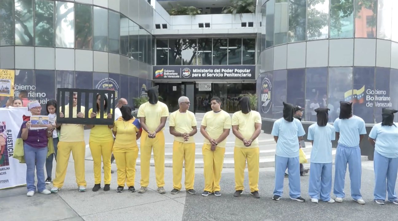 Los familiares de presos políticos en Venezuela protestan para exigir el cese de "torturas"